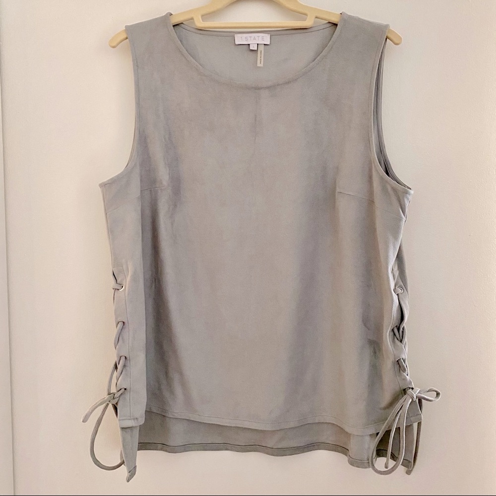 - 1.STATE gray vest with ties on both sides.